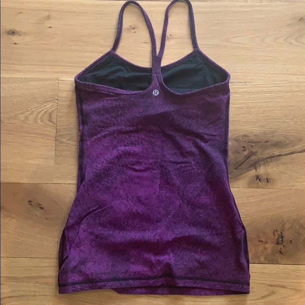 Lululemon size 4 top
